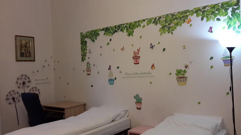 Youthhome B&B Napoli Bagian luar foto